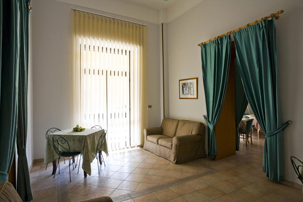 Hotel Vittoria Sapri Eksteriør bilde