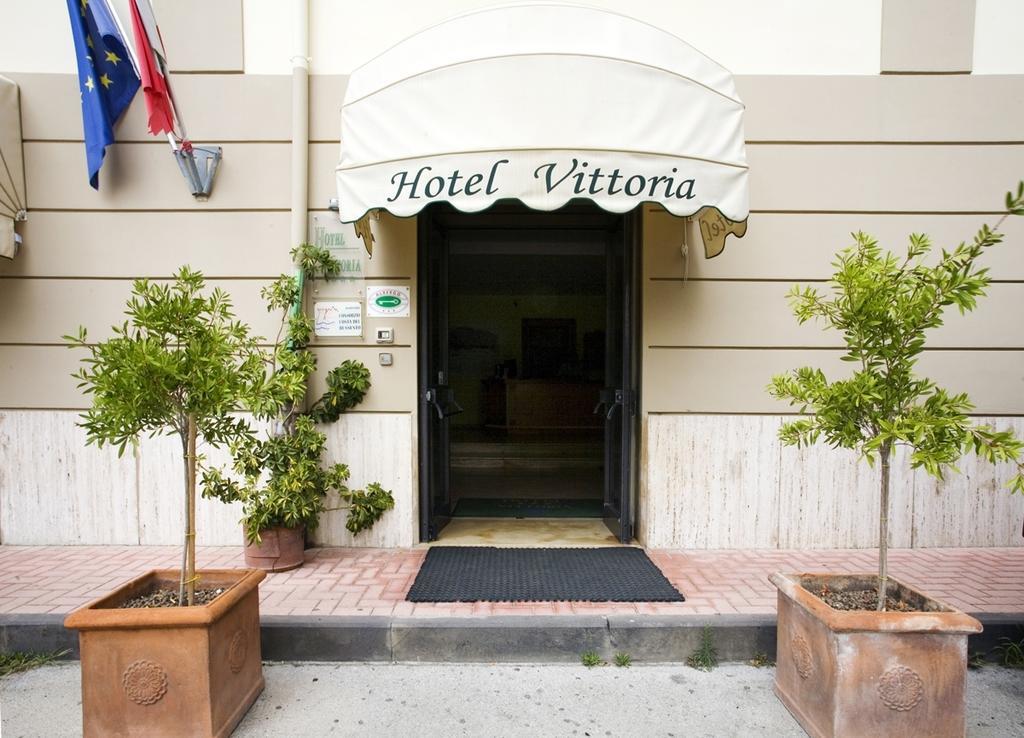 Hotel Vittoria Sapri Eksteriør bilde